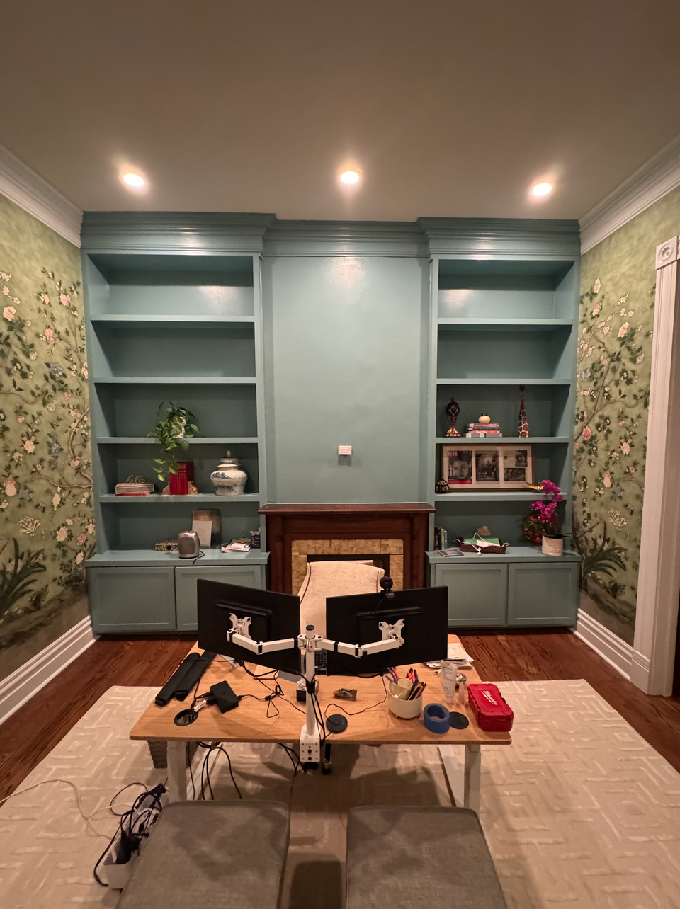 Kustom Bookshelves